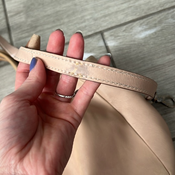 Tod’s Shopping Media Leather Two Way Bag Tan GUC - Picture 4 of 17